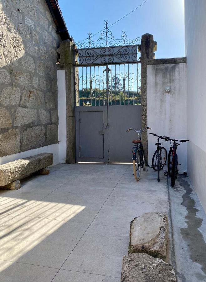 לינה וארוחת בוקר Mosteiro  Casa Dos Caminhos De Santiago מראה חיצוני תמונה